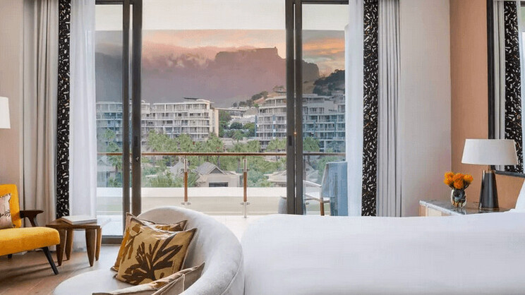 Marina Table Mountain Room 